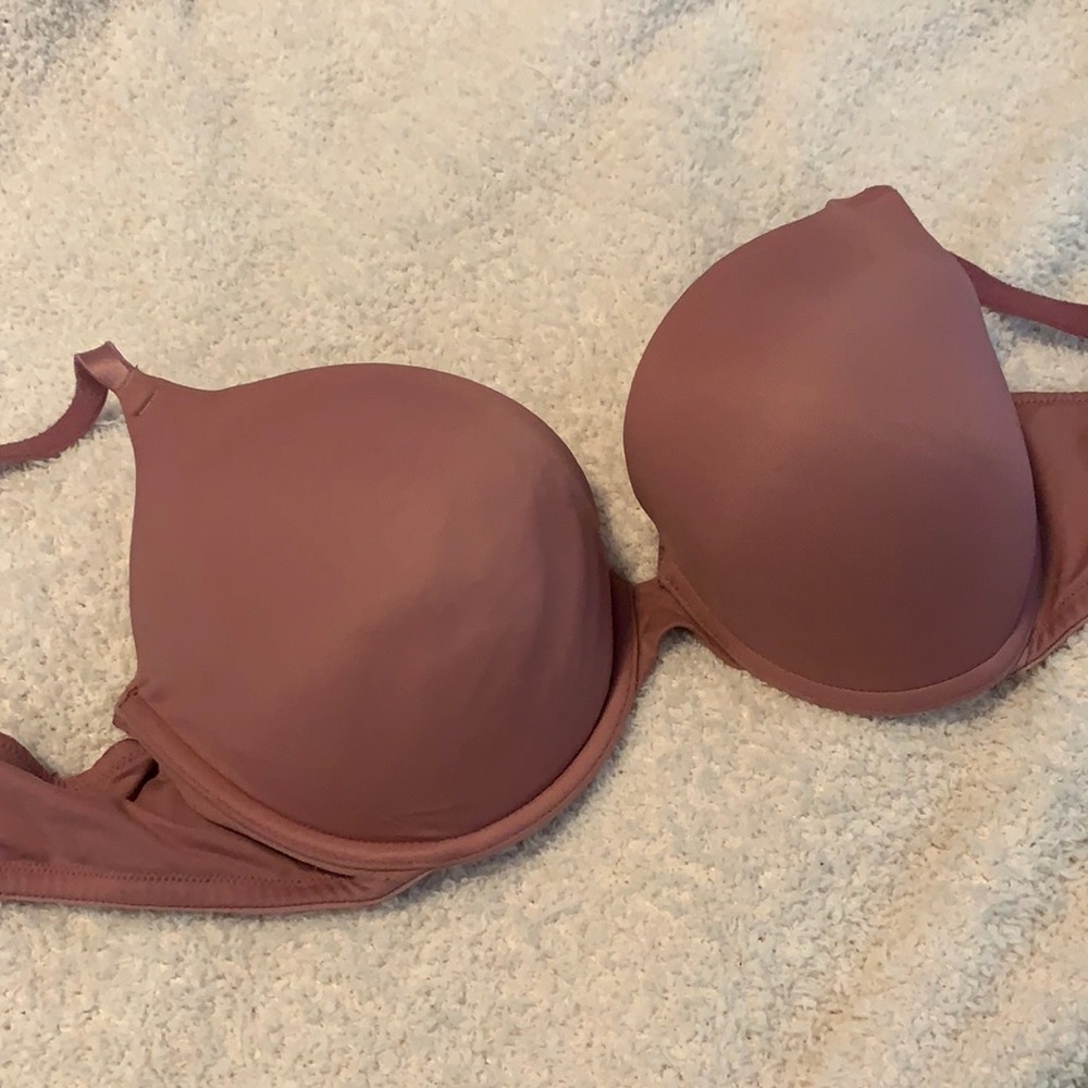 PINK Wear Everywhere Push Up